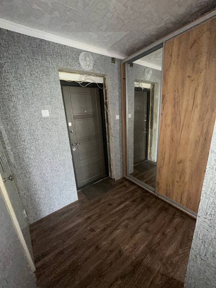 1-Room Apartment on Mayakovskogo Street, 5th Floor of 9-Story Building