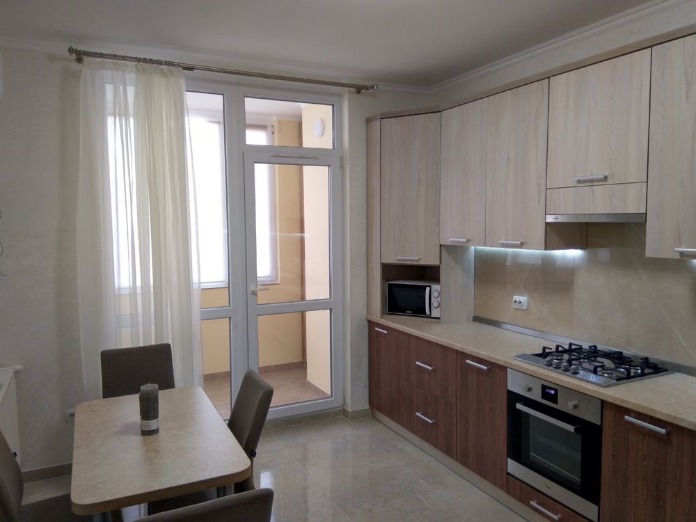 1-Bedroom Apartment on Chornovola Street with Euro Renovation