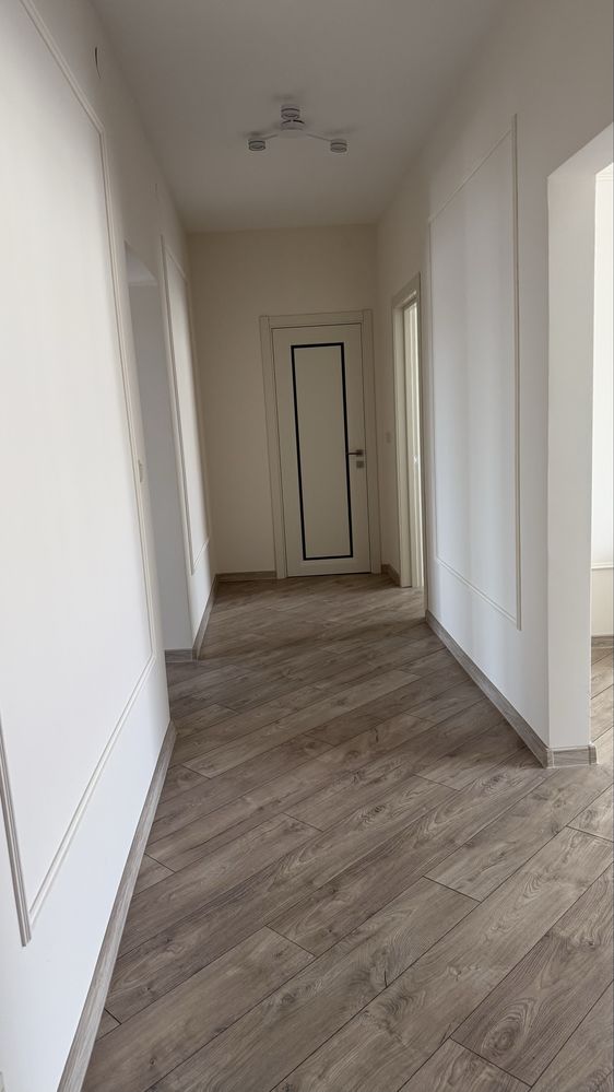3-Room Designer Apartment with High-Quality Renovation and Full Furnishing