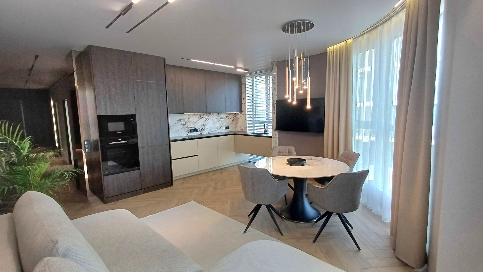 Elegant Designer Apartment in Parus Premium New Building