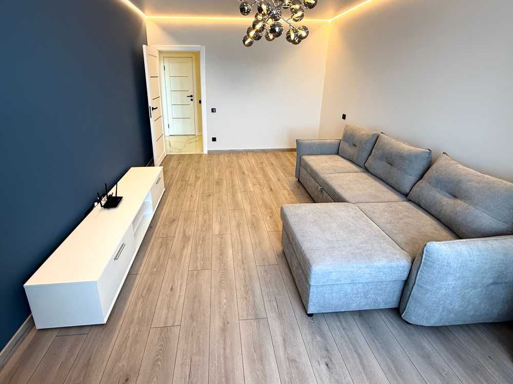 Designer 2-bedroom apartment in Galaktyka Complex, near Livoberezhna Metro