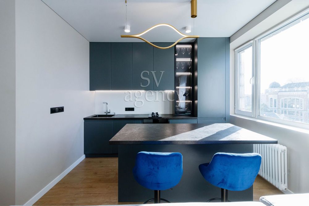 Designer 1-Bedroom Apartment in Pechersk, Central Kyiv