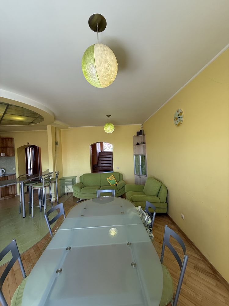 2-Level Apartment in New Club-Type Building on Roksolan Street