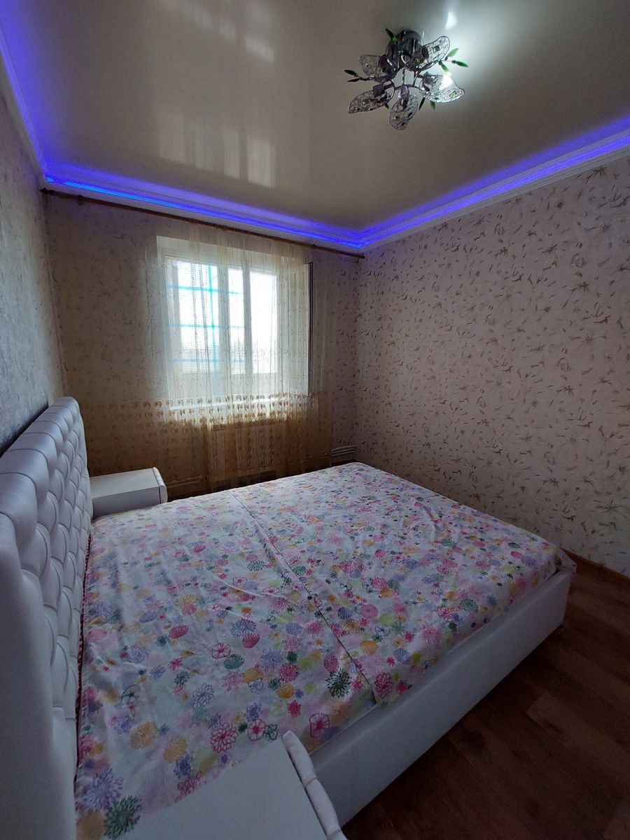 Two-bedroom apartment in Mykolaiv, Inhulskyi District, Kytoboiv Street