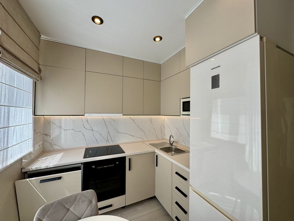 1-Bedroom Apartment in Zhytlo-L Complex near Opera Theater
