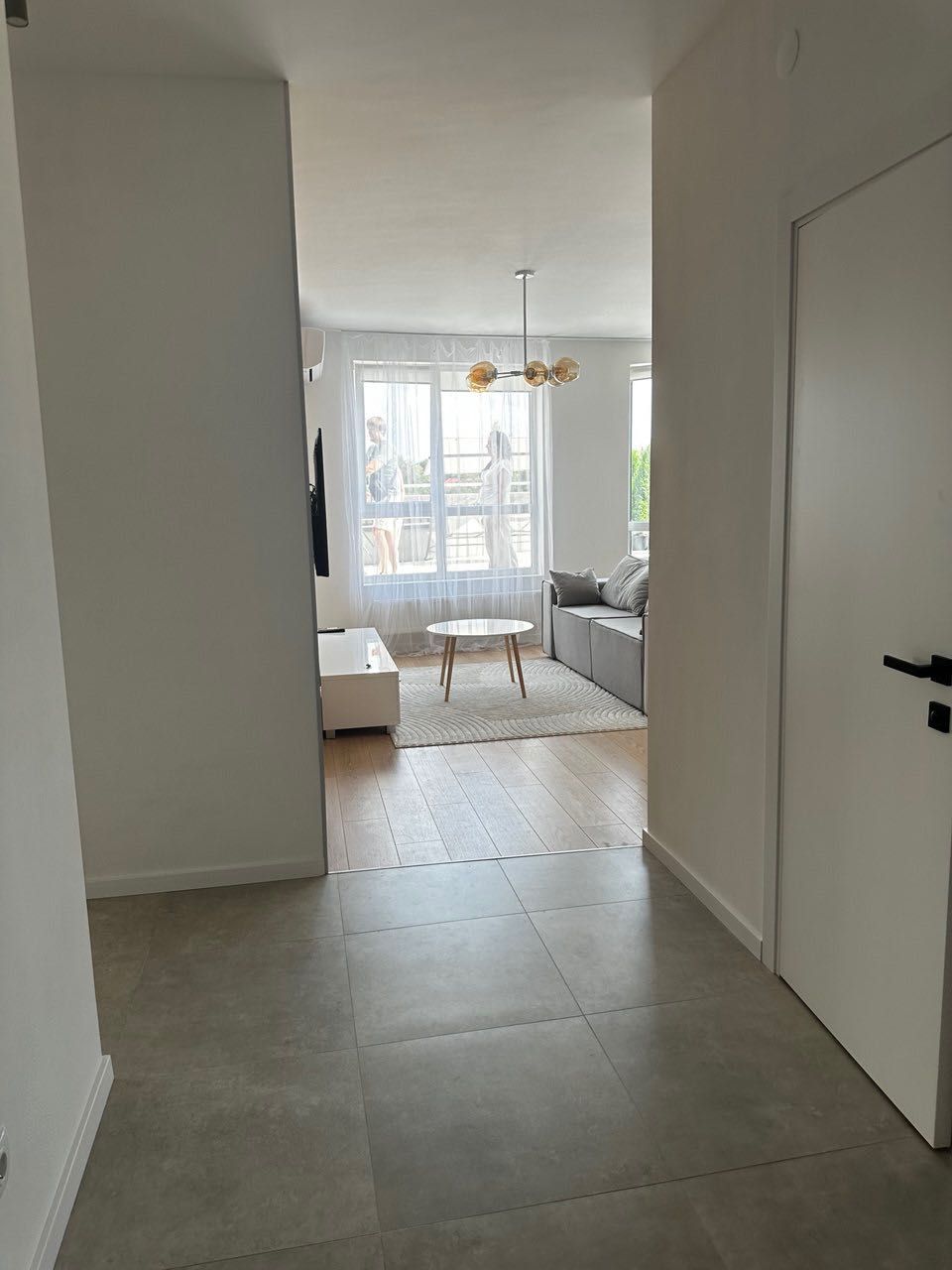 Spacious 2-Bedroom Apartment in Parус City Complex
