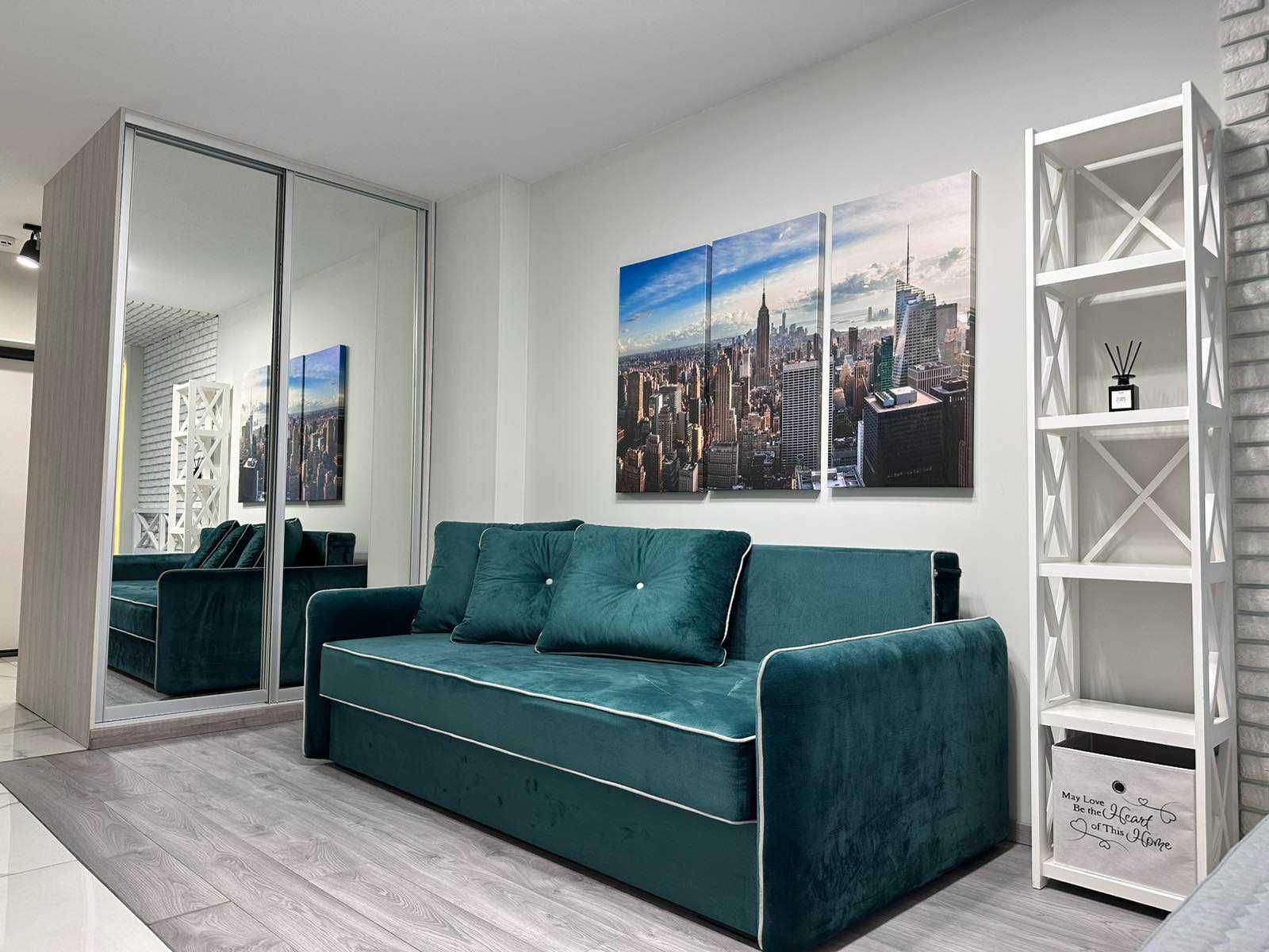 Studio Apartment in Elite New York Concept House, Kyiv City Center