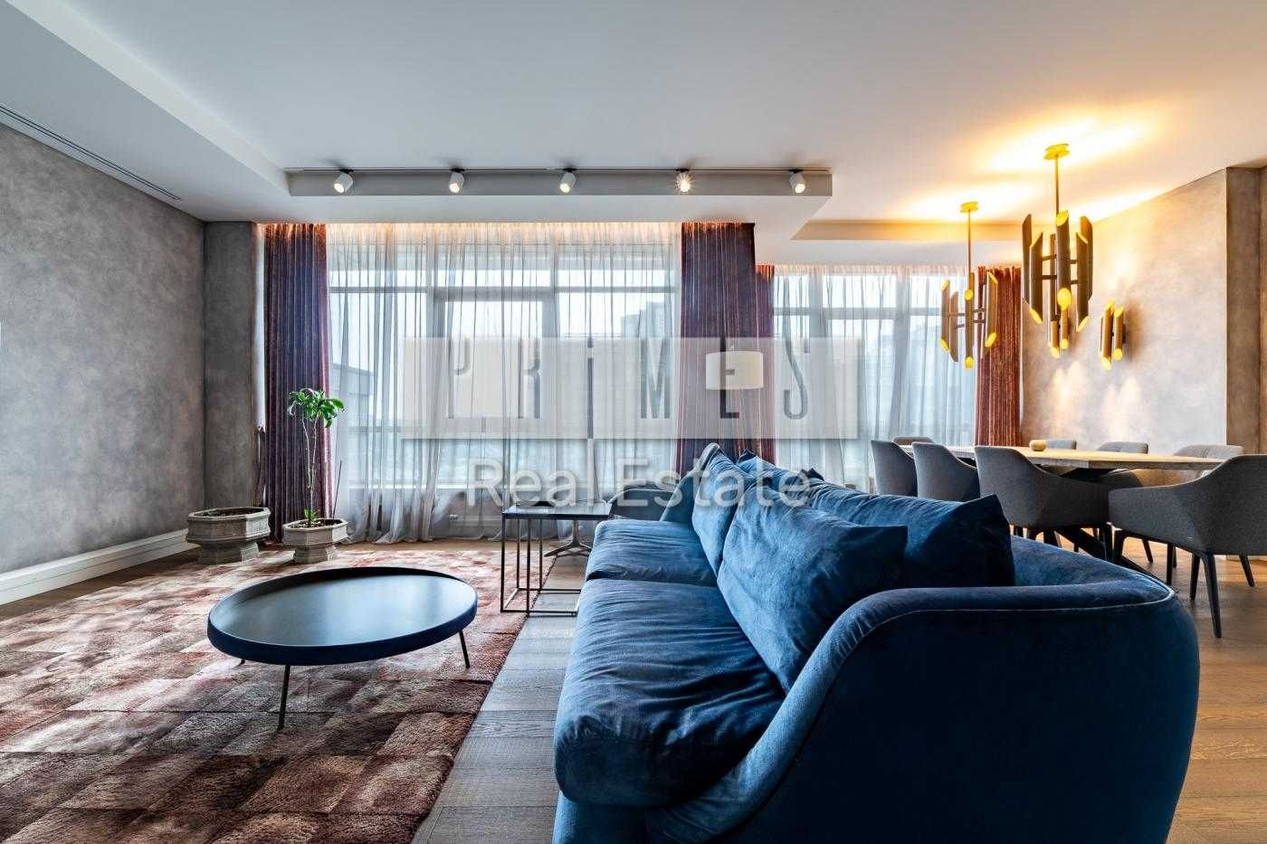 Elite 5-Room Apartment in Novopecherskie Lipki Complex, 300 m² of Luxury