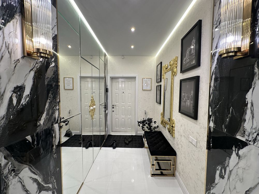 Luxury Apartment with Designer Interior and Premium Amenities