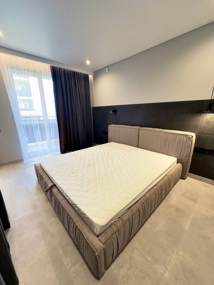 Spacious 1-Bedroom Apartment in Continent Complex