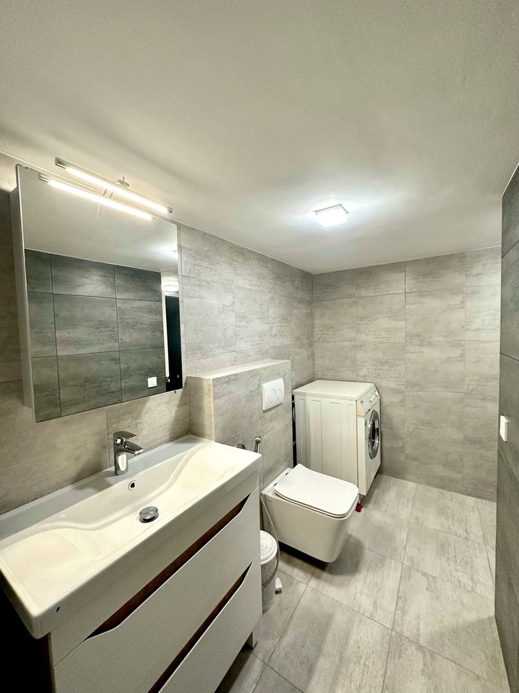 Modern 1-Bedroom Apartment with Private Garden Access