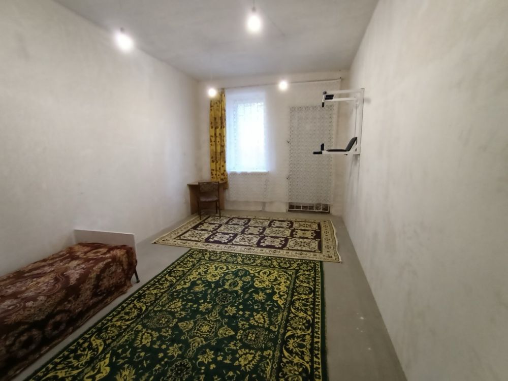 Spacious 2-Bedroom Apartment with Floor Heating in Irpin