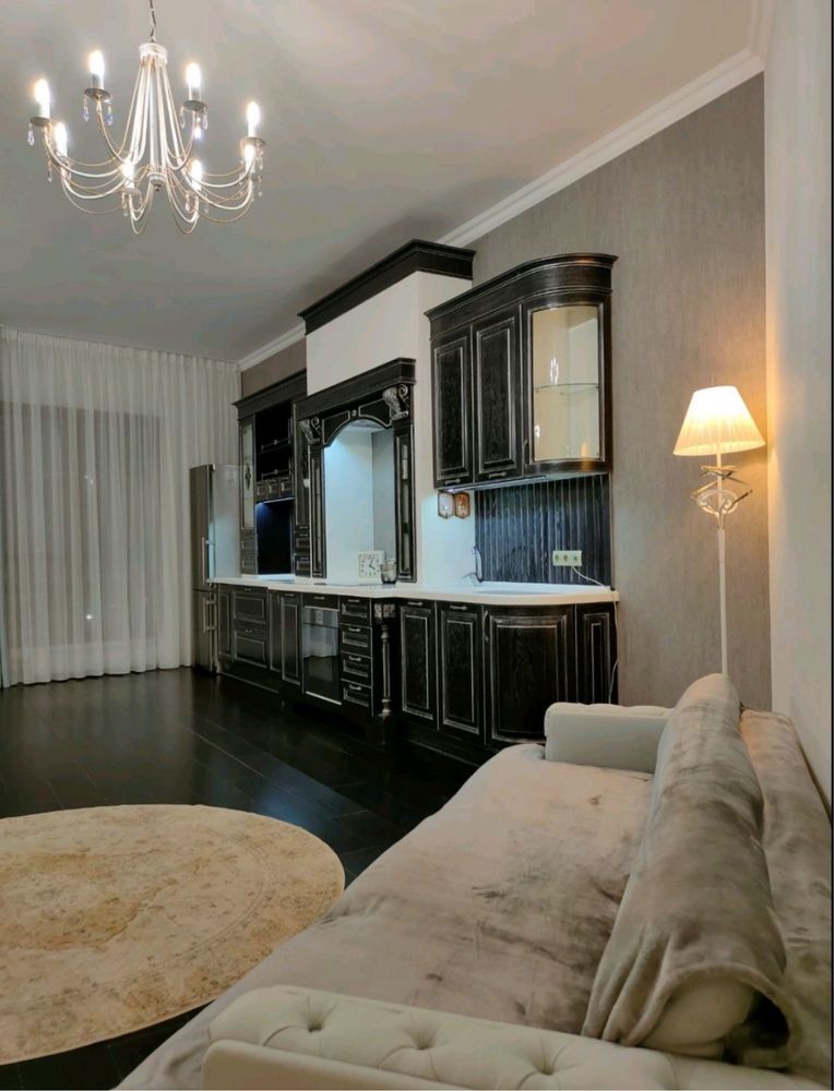 Luxury 2-Bedroom Apartment with Panoramic River Views