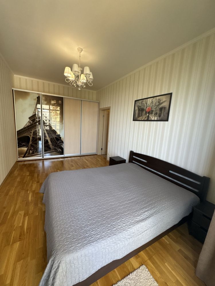 Sea View Apartment at 9 Pearl Complex, French Boulevard