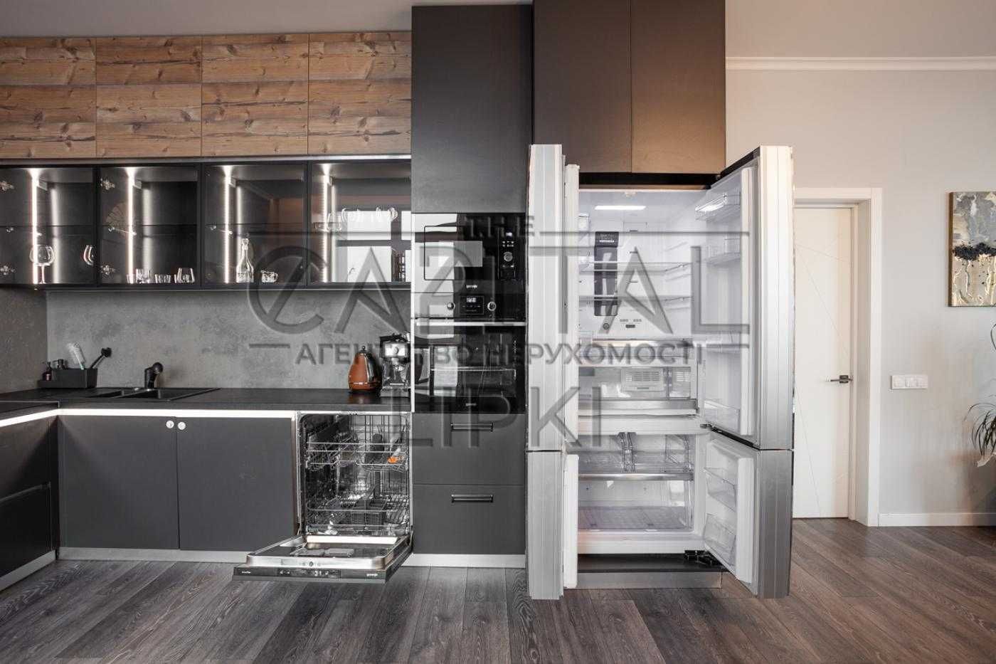 4-Room Apartment in Novopecherski Lipki Complex, Verkhoglyada Street