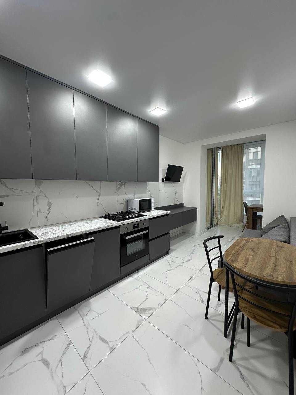 2-Room Studio Apartment with Pet-Friendly Policy