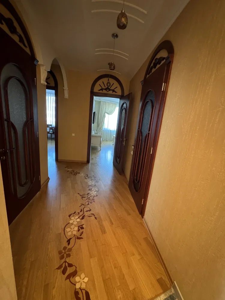 Spacious 3-Room Apartment in Bochki Complex near Shevchenko Park