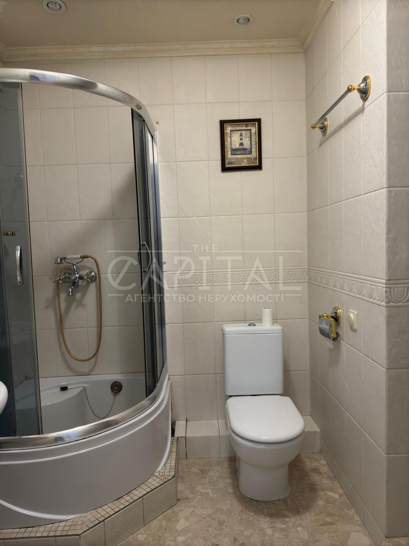 Spacious 5-Bedroom Duplex Apartment in Chorna Hora