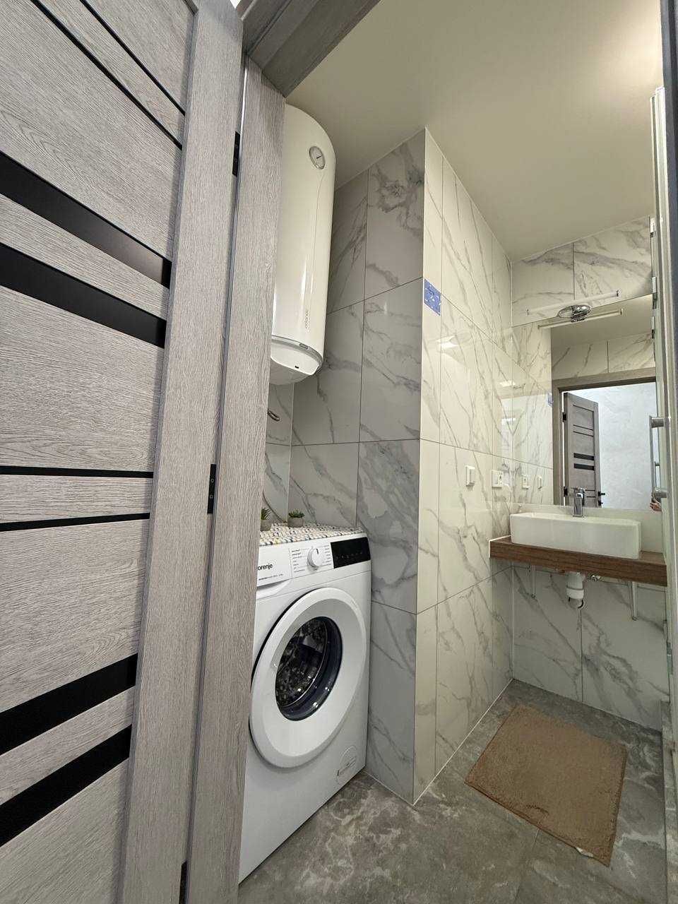 2-Room Apartment in New Building on Pasichna Street, Bright and Sunny