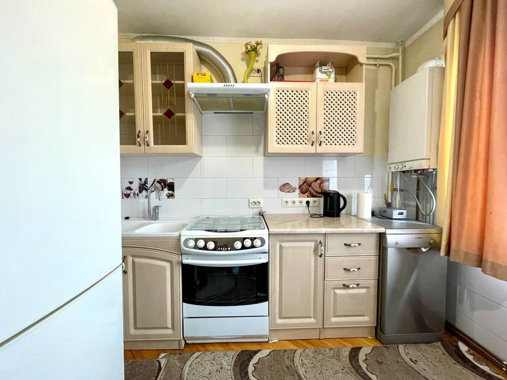 Two-room apartment on Stusa Street with modern amenities