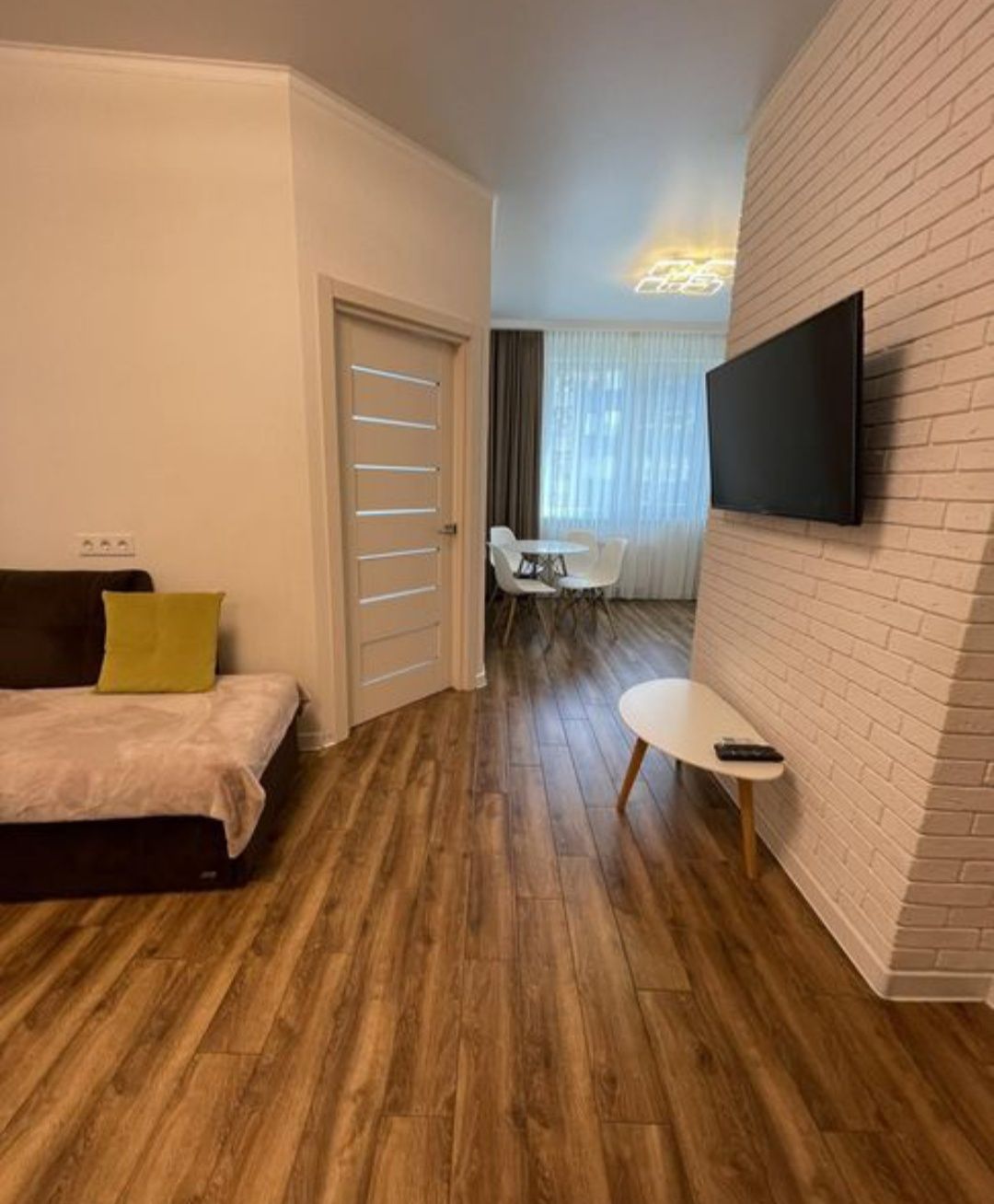Modern Apartment in Pearl 26 Complex with Parking