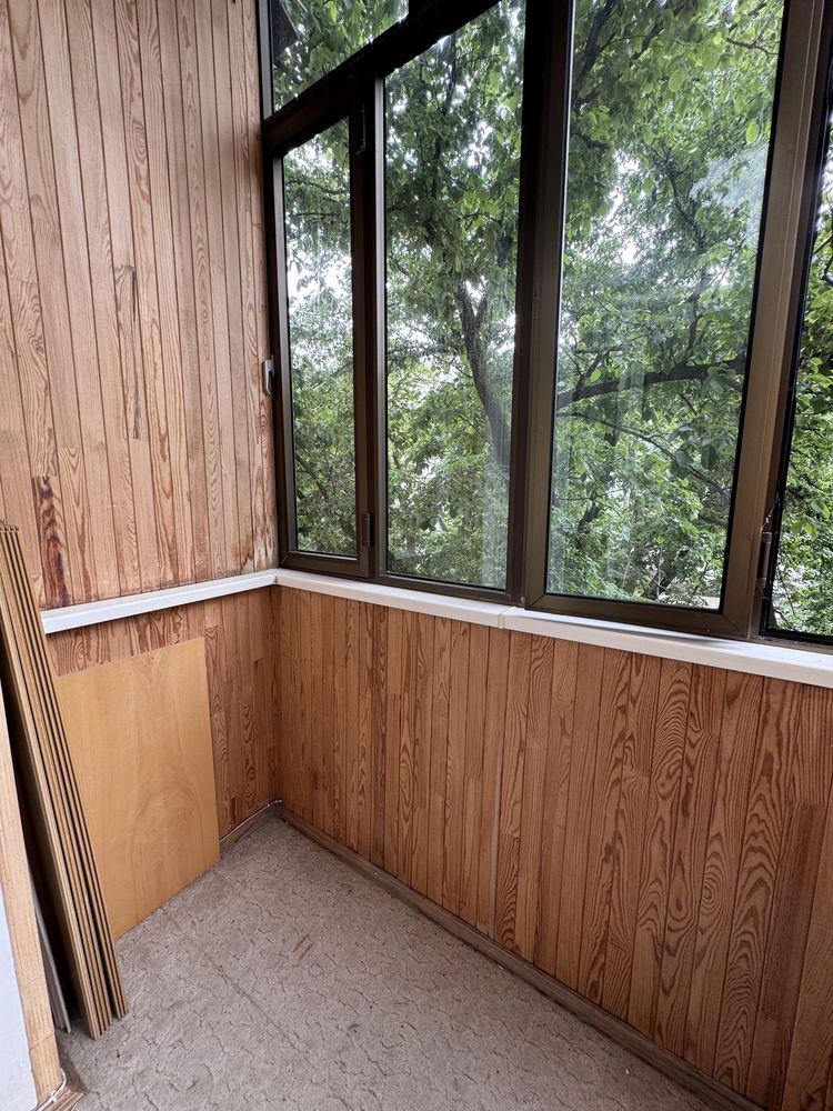 Two-room apartment in city center with excellent renovation
