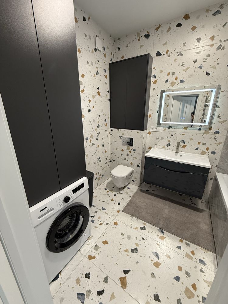 1.5-room apartment in City Line complex, first delivery, fully equipped