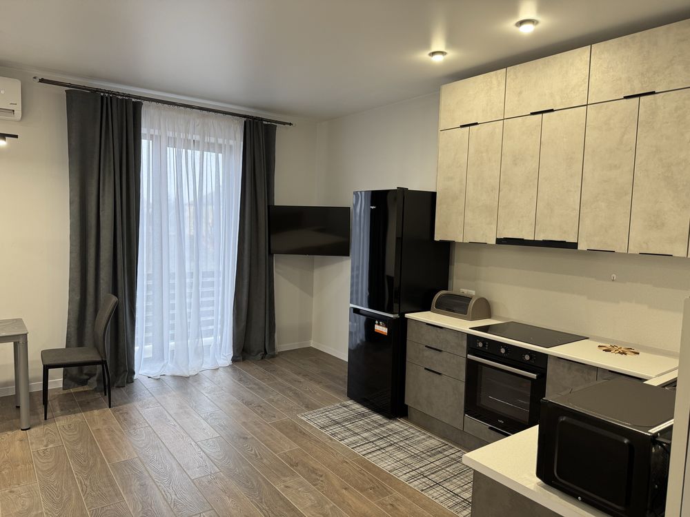Modern Studio Apartments Near City Center with Views