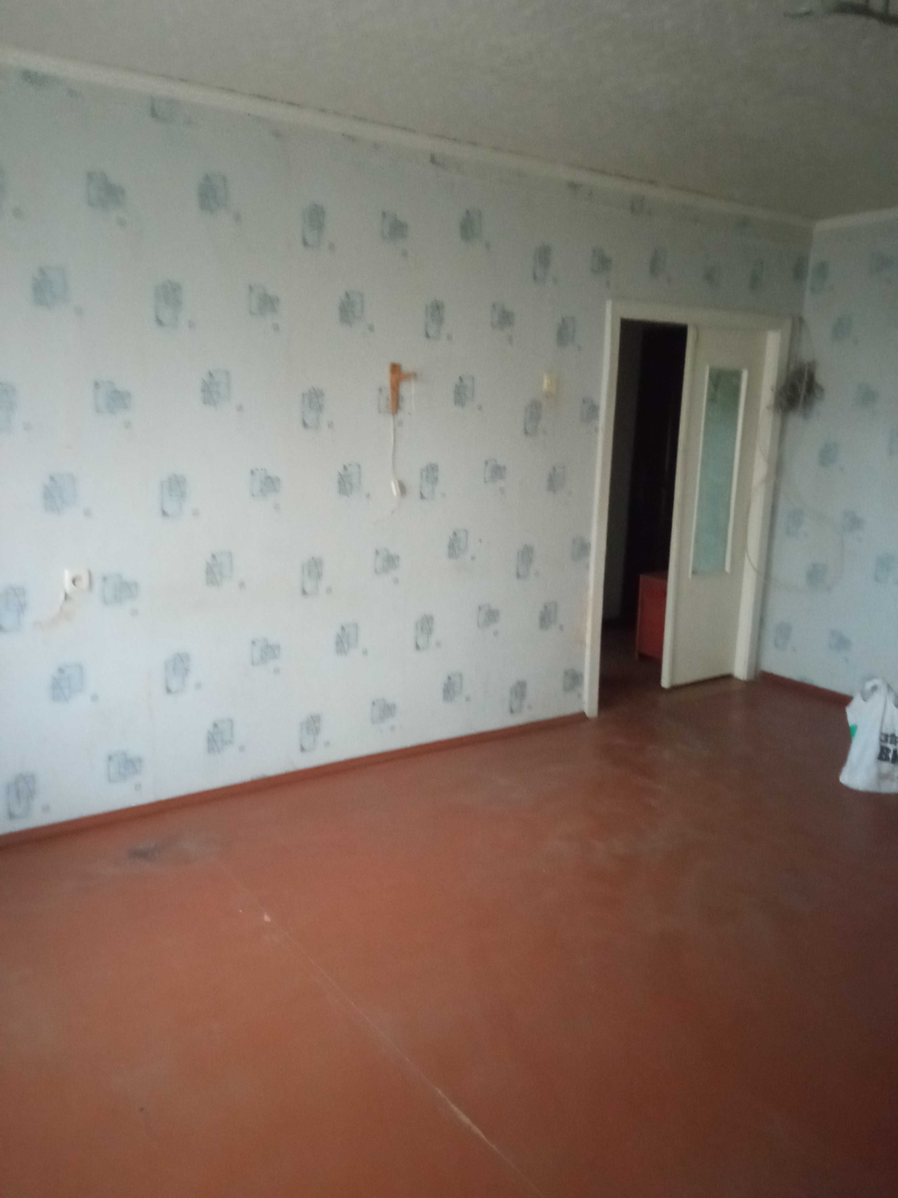 1-Room Apartment in Городок, Partially Furnished