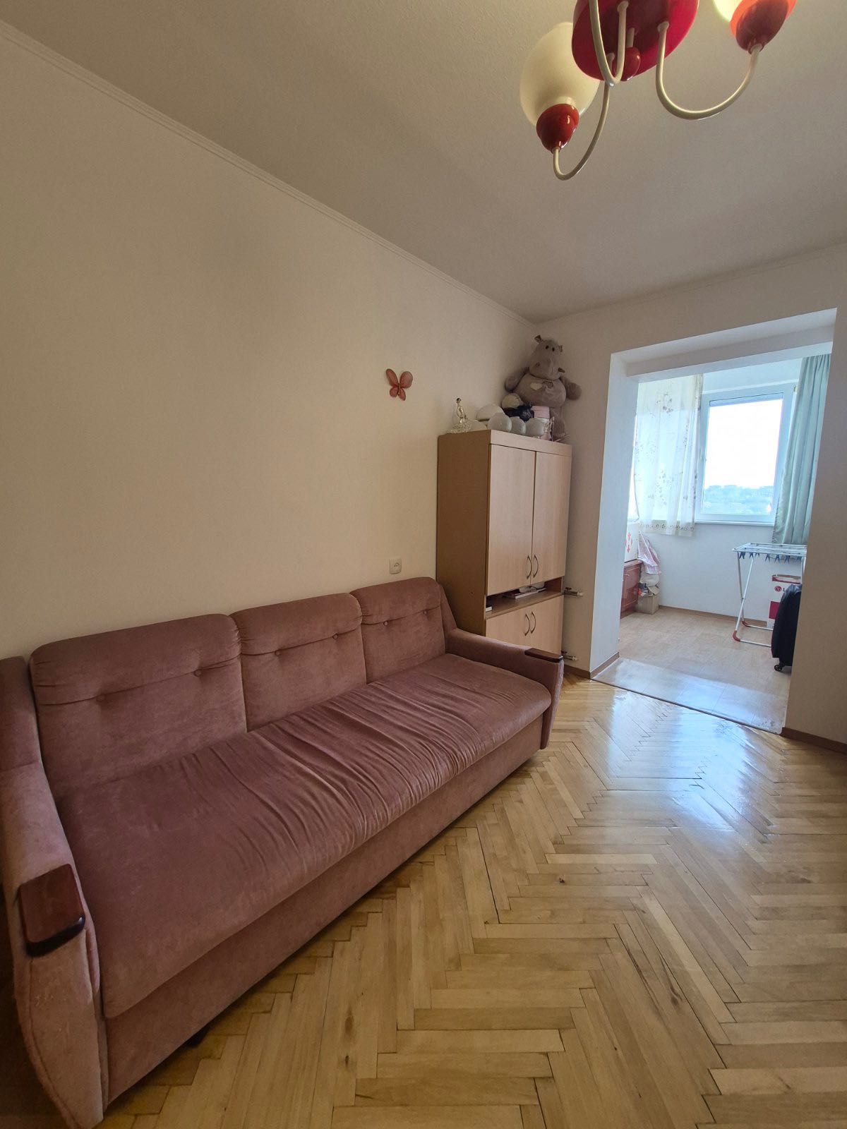 2-Room Apartment with Balcony near O. Polia Avenue