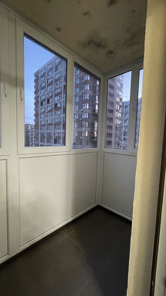 One-bedroom apartment with euro renovation near Retrovil Mall