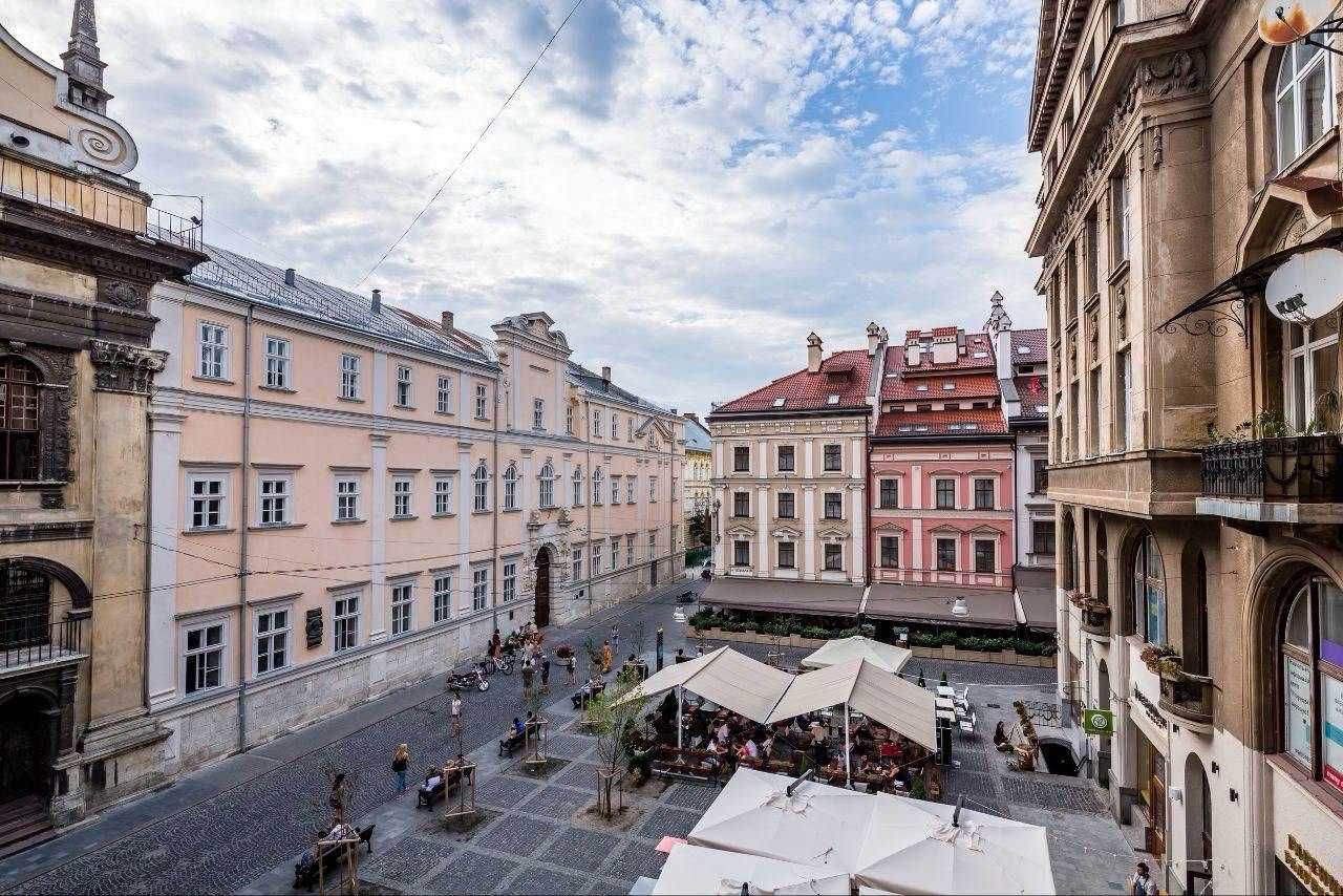 Spacious Apartment in City Center with Panoramic View
