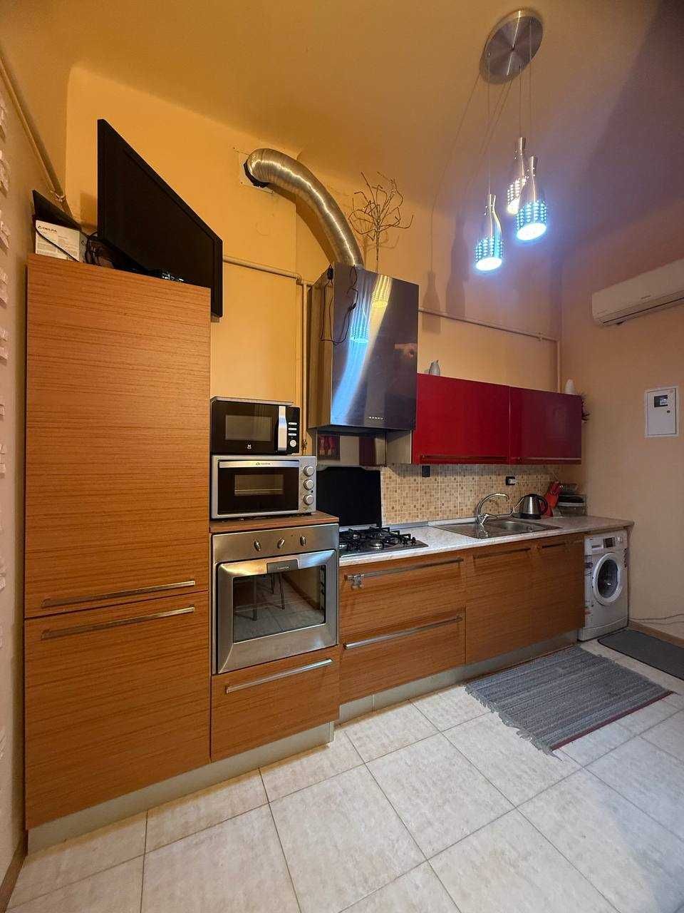 1-Room Apartment in City Center with Full Furnishing