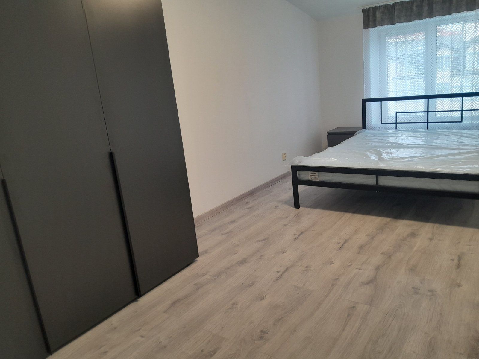 Modern Two-Bedroom Apartment in New Building