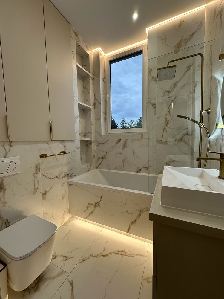 Cozy 1-Bedroom Apartment in Viking Park Complex
