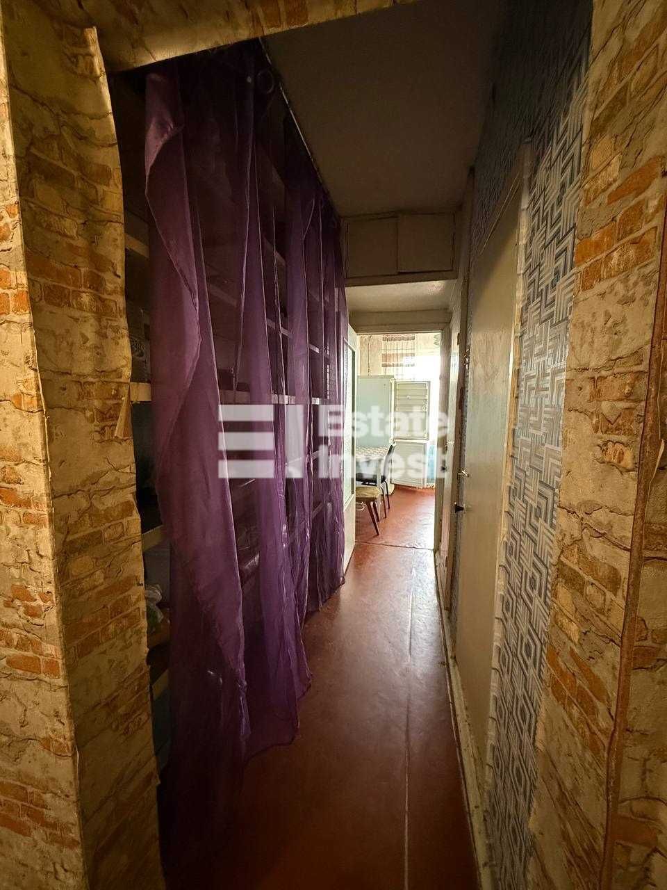 1-bedroom apartment near Heroiv Dnipra metro station