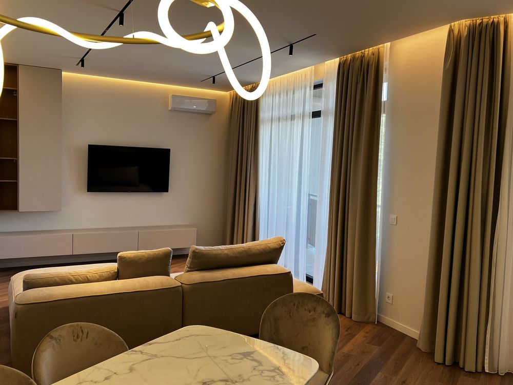 Spacious 1.5-Room Apartment in Residence Park Complex