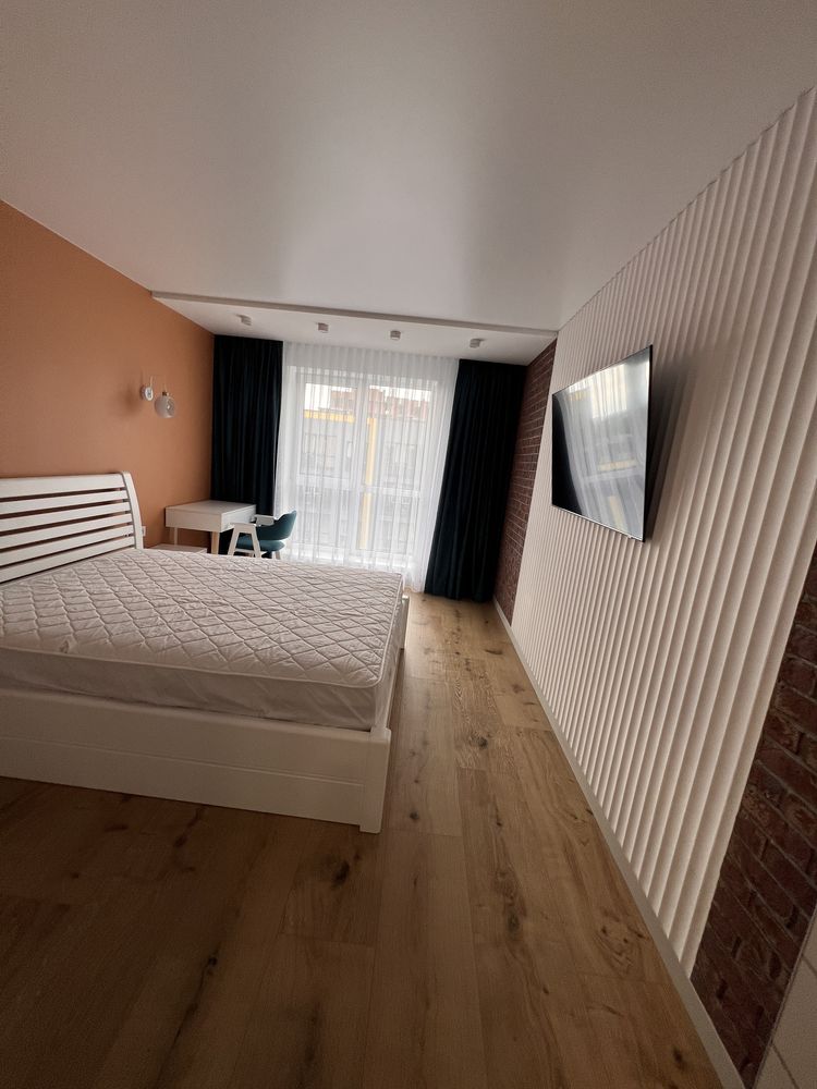 1-bedroom apartment with large kitchen-studio in Zhk Schengen