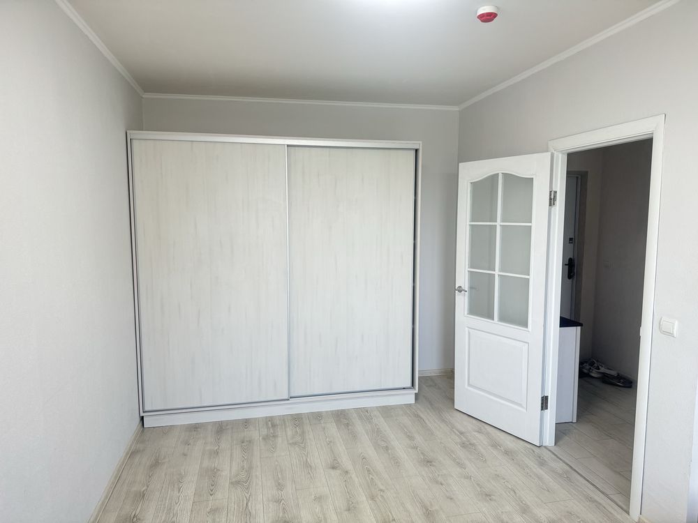 1-Bedroom Apartment in Patriotika Complex with City View