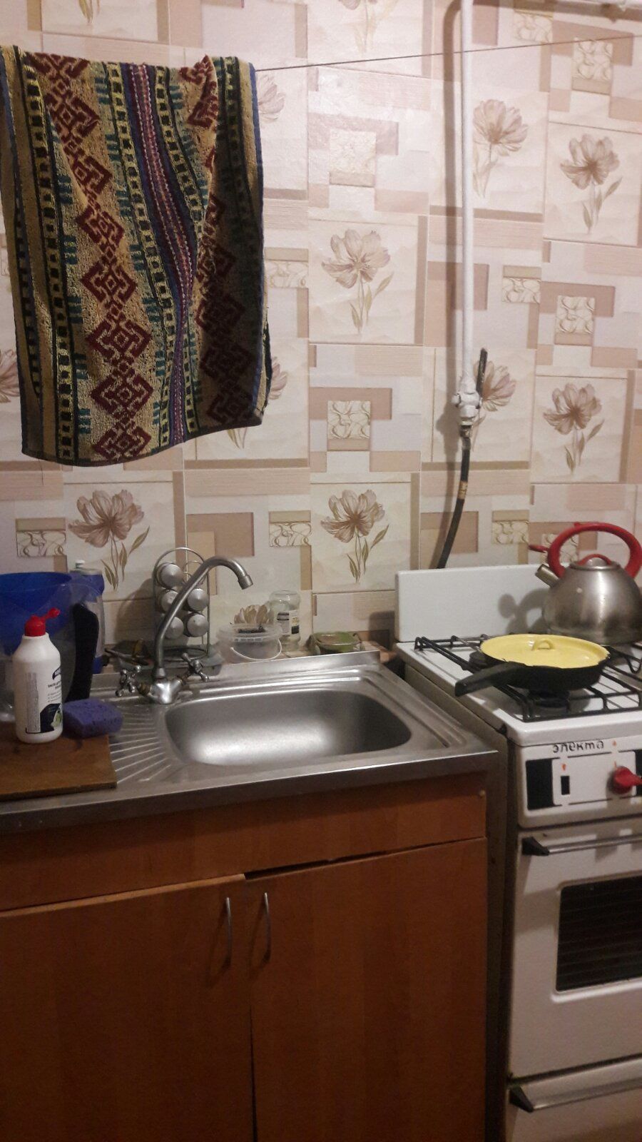 2-Room Apartment Near Police Station, Central Location