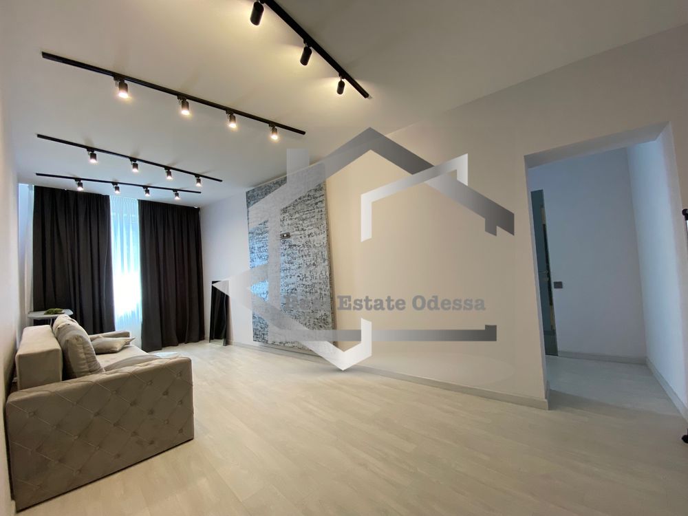 Stylish 1-Bedroom Apartment near Arcadia Beach, Odessa