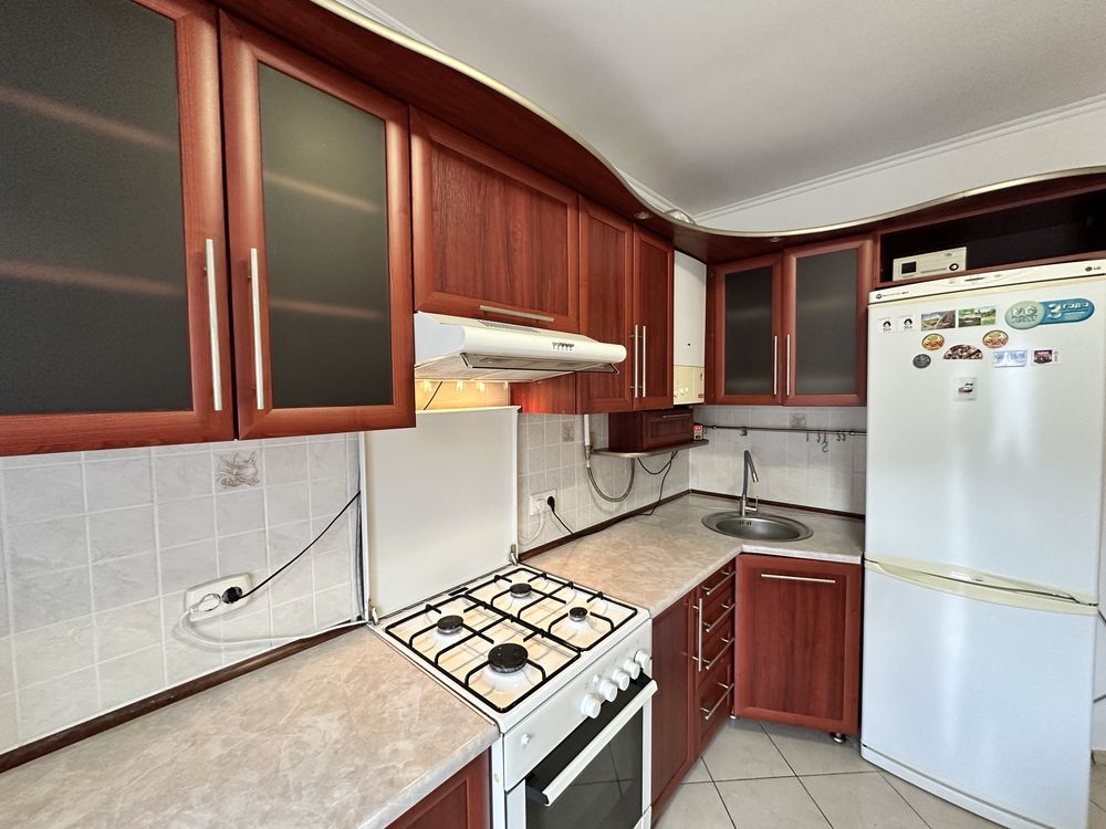 Modern 1-Bedroom Apartment Near City Center