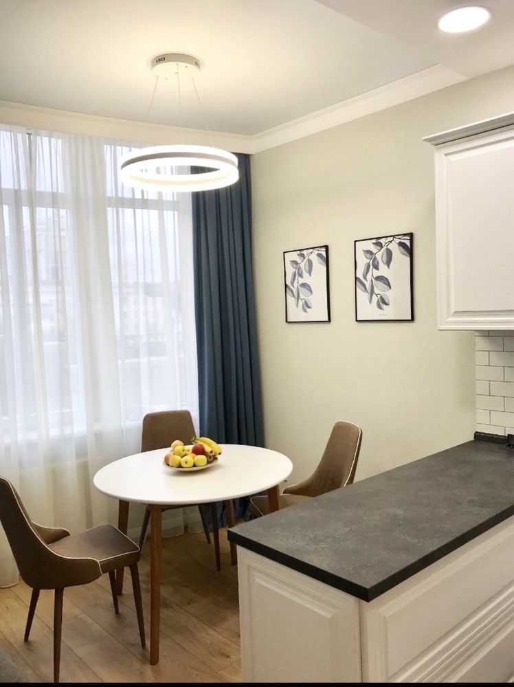 3-Room Apartment in Elite Complex near Park Shevchenko and Sea