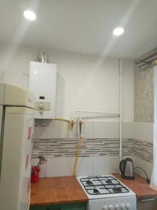 2-Room Apartment on Roxolany Street with Essential Appliances