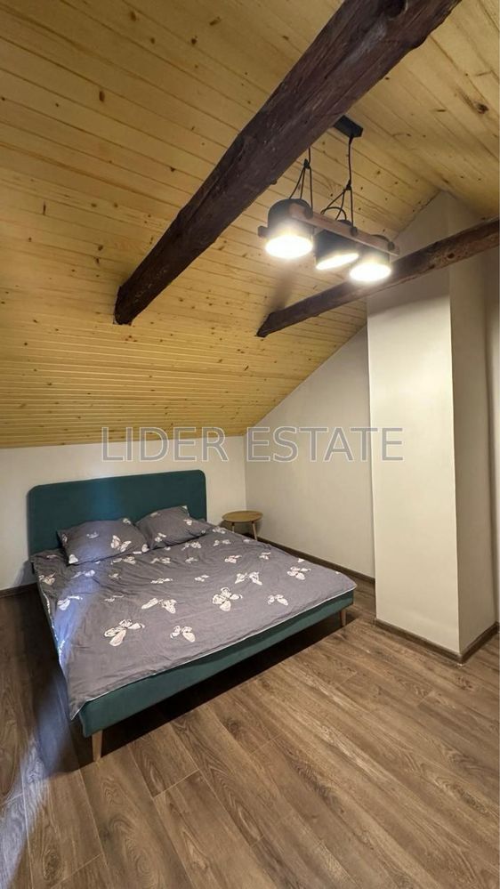 Two-level apartment in Uzhhorod city center with private courtyard
