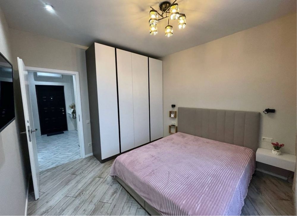 Modern Studio Apartment in Pearl 45 Complex