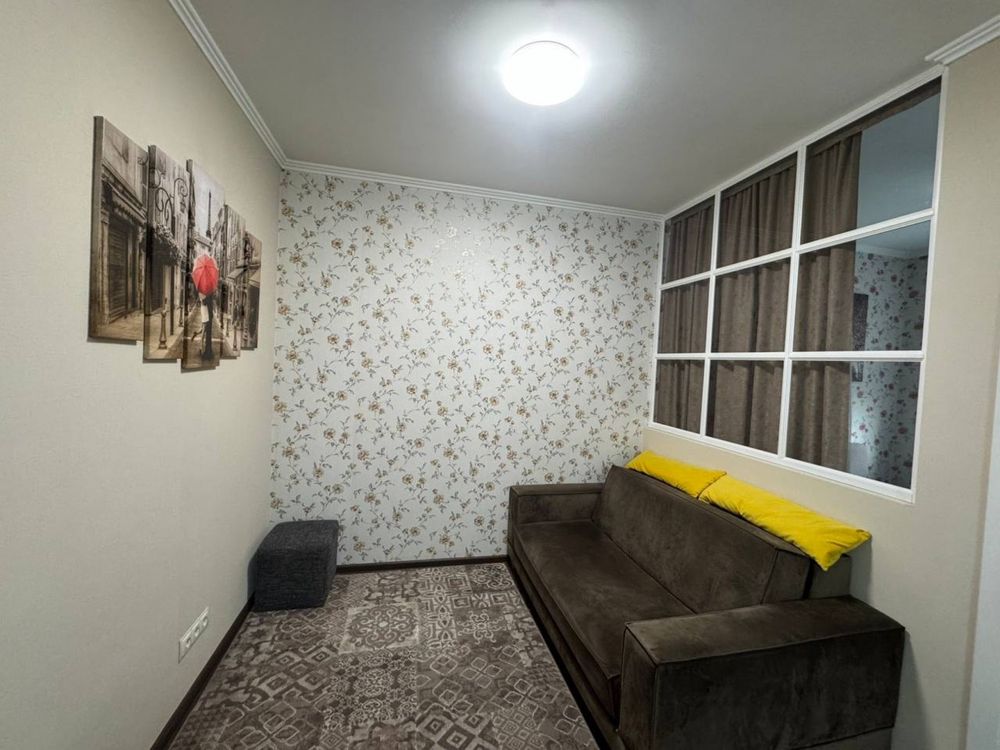 Modern 1-Bedroom Apartment in Velyka Brytania Complex