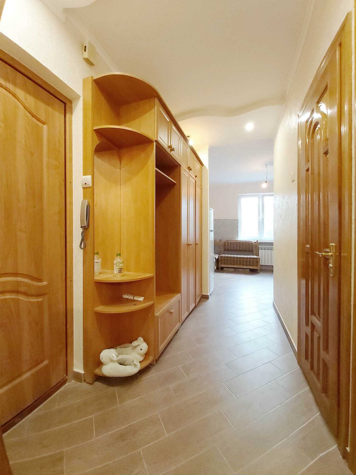 1-Room Apartment on Chervona Kalyny Avenue, Fully Furnished