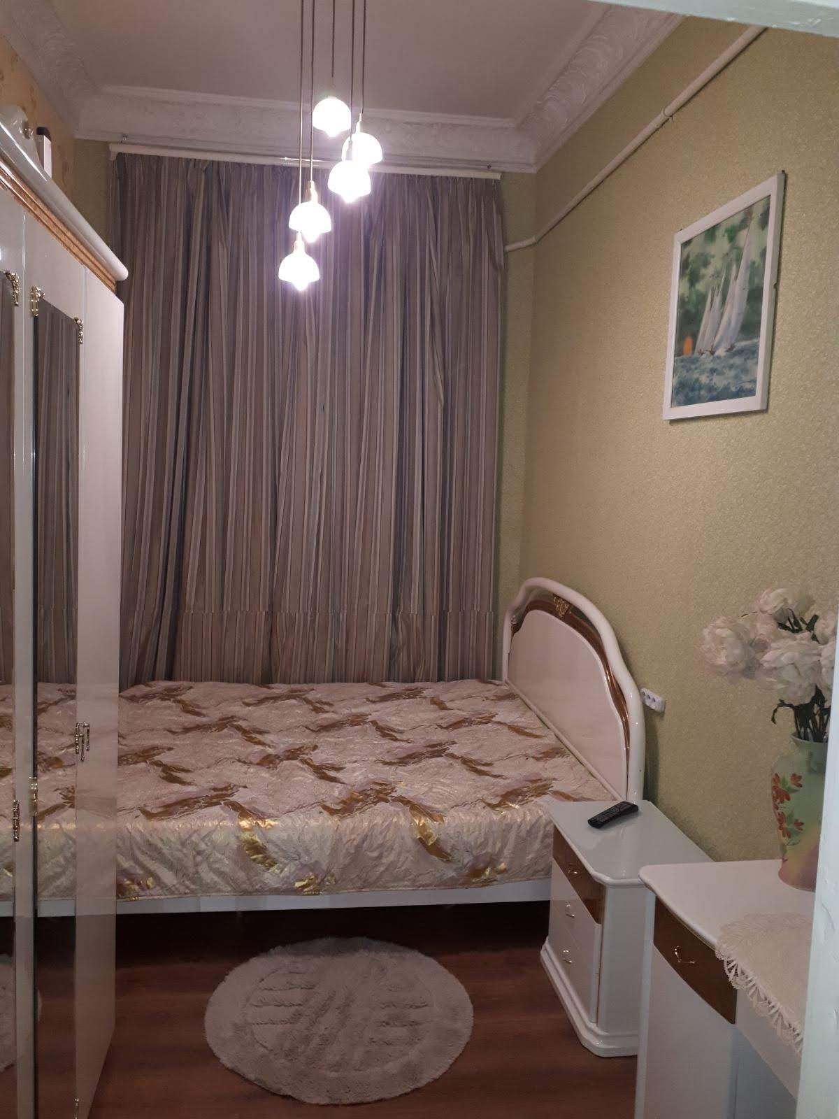 Қала орталығындағы 2 бөлмелі пәтер техникамен