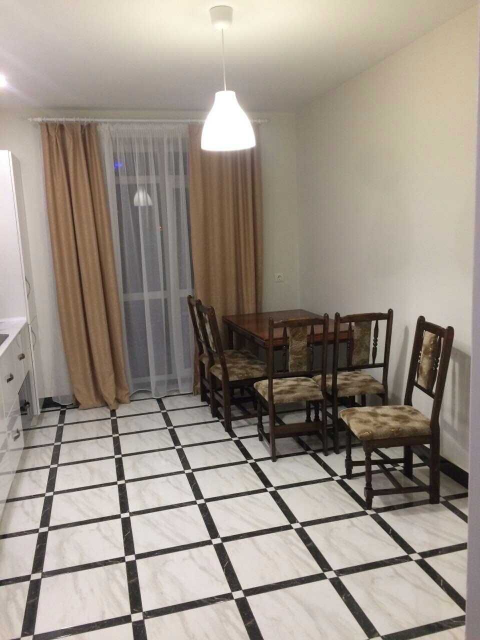 Modern 2-Bedroom Apartment with Garage and Floor Heating
